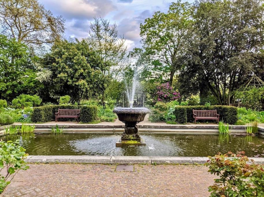 Appartamento 2Br Balcony, Battersea, 5Min Clapham Junction St Londra Esterno foto