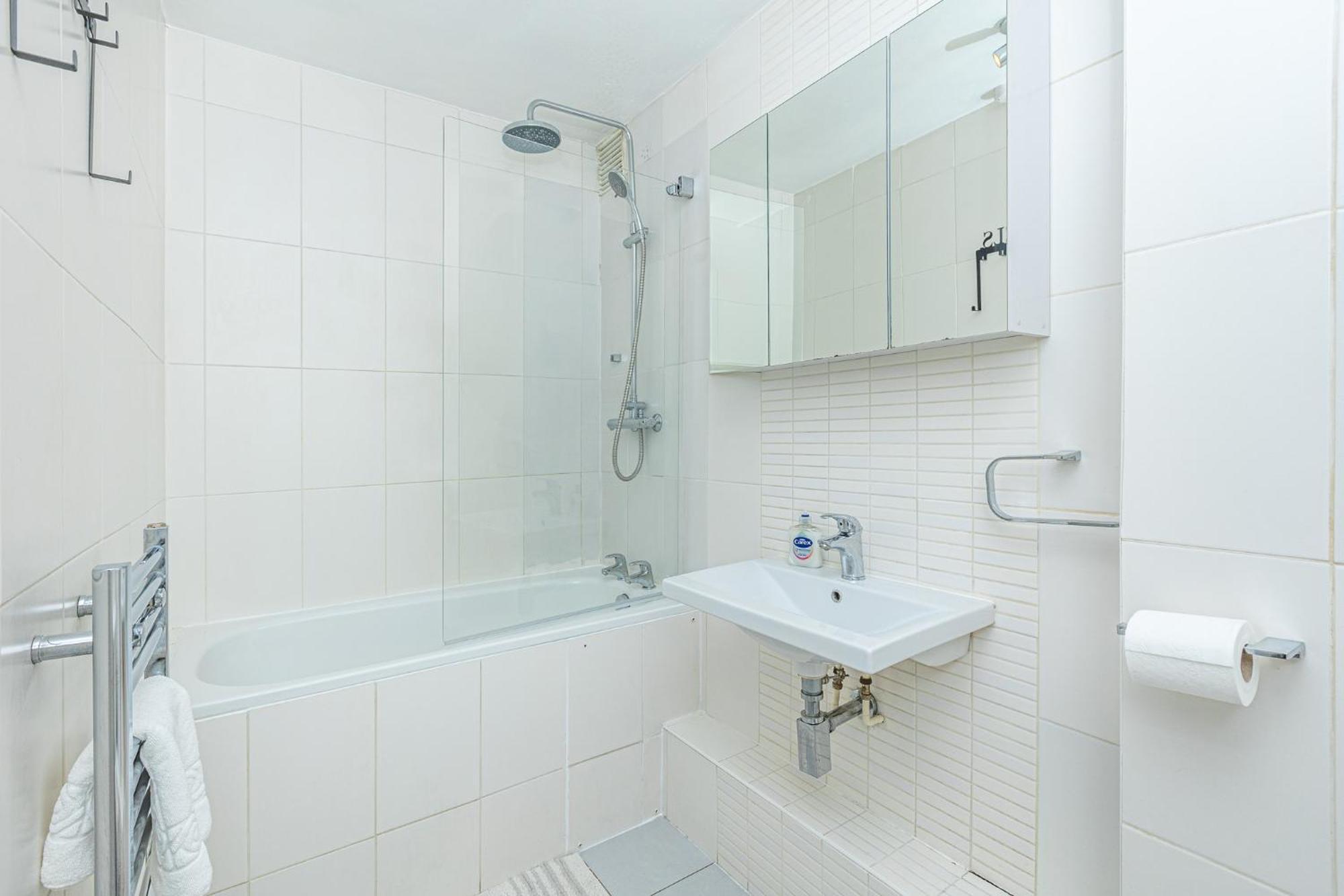 Appartamento 2Br Balcony, Battersea, 5Min Clapham Junction St Londra Esterno foto