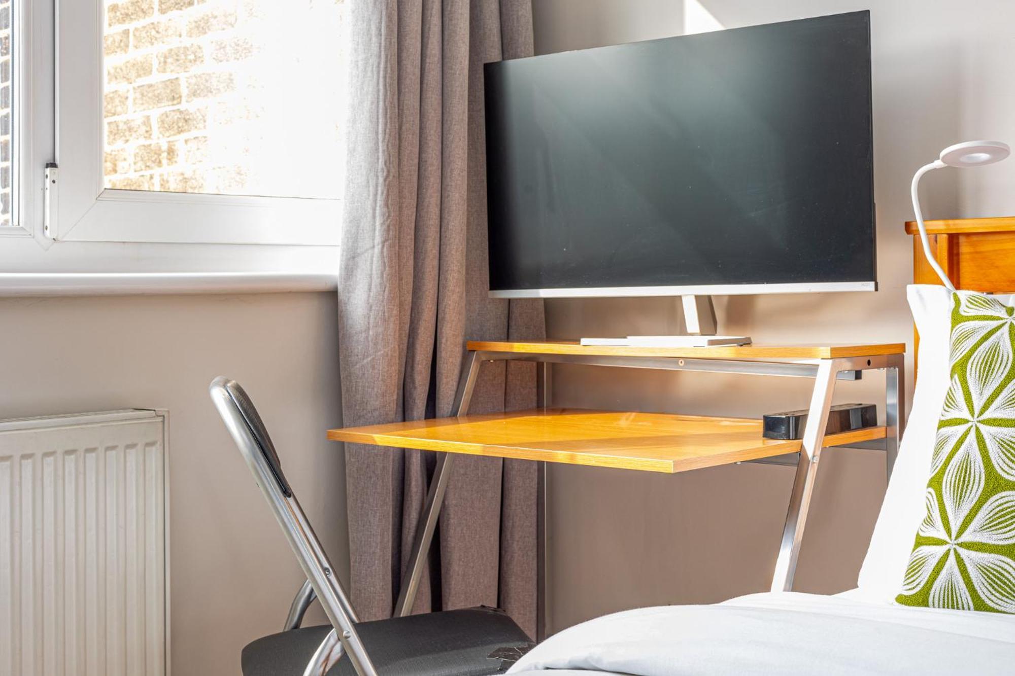 Appartamento 2Br Balcony, Battersea, 5Min Clapham Junction St Londra Esterno foto